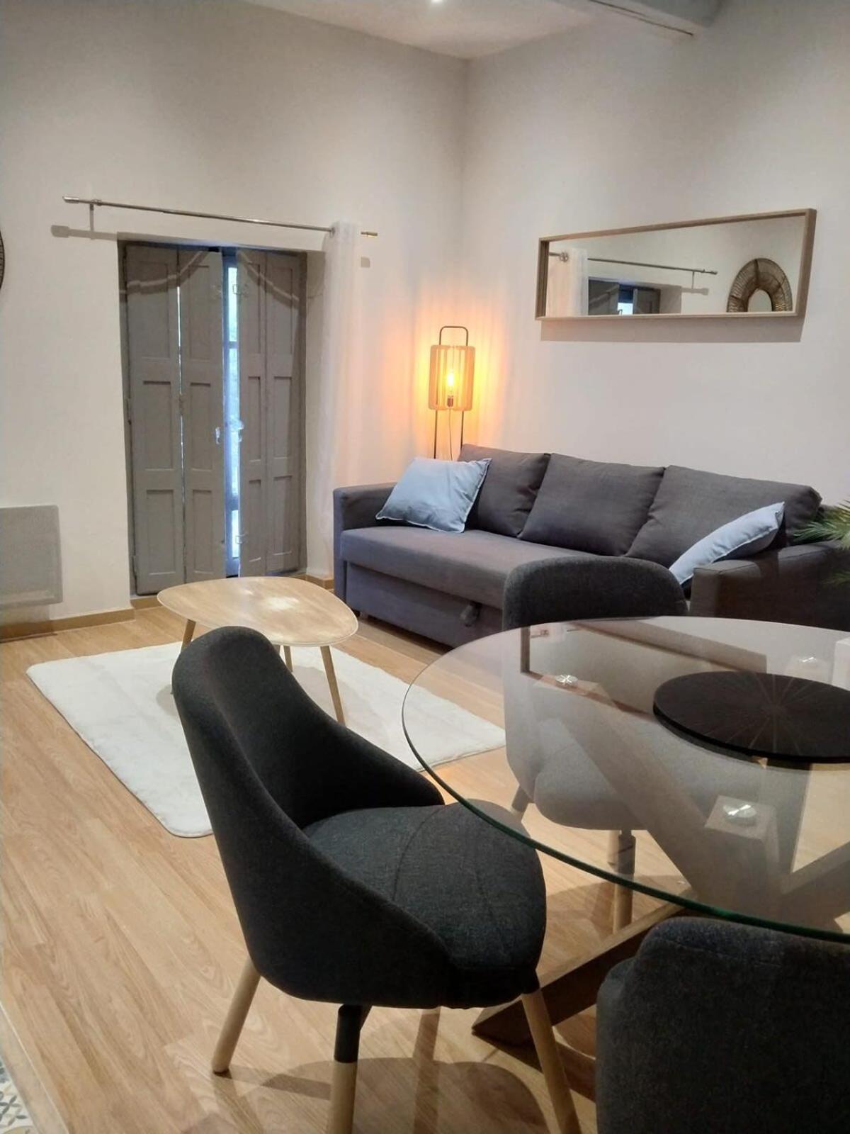 Atlas - Arya Apartment Ним Екстериор снимка