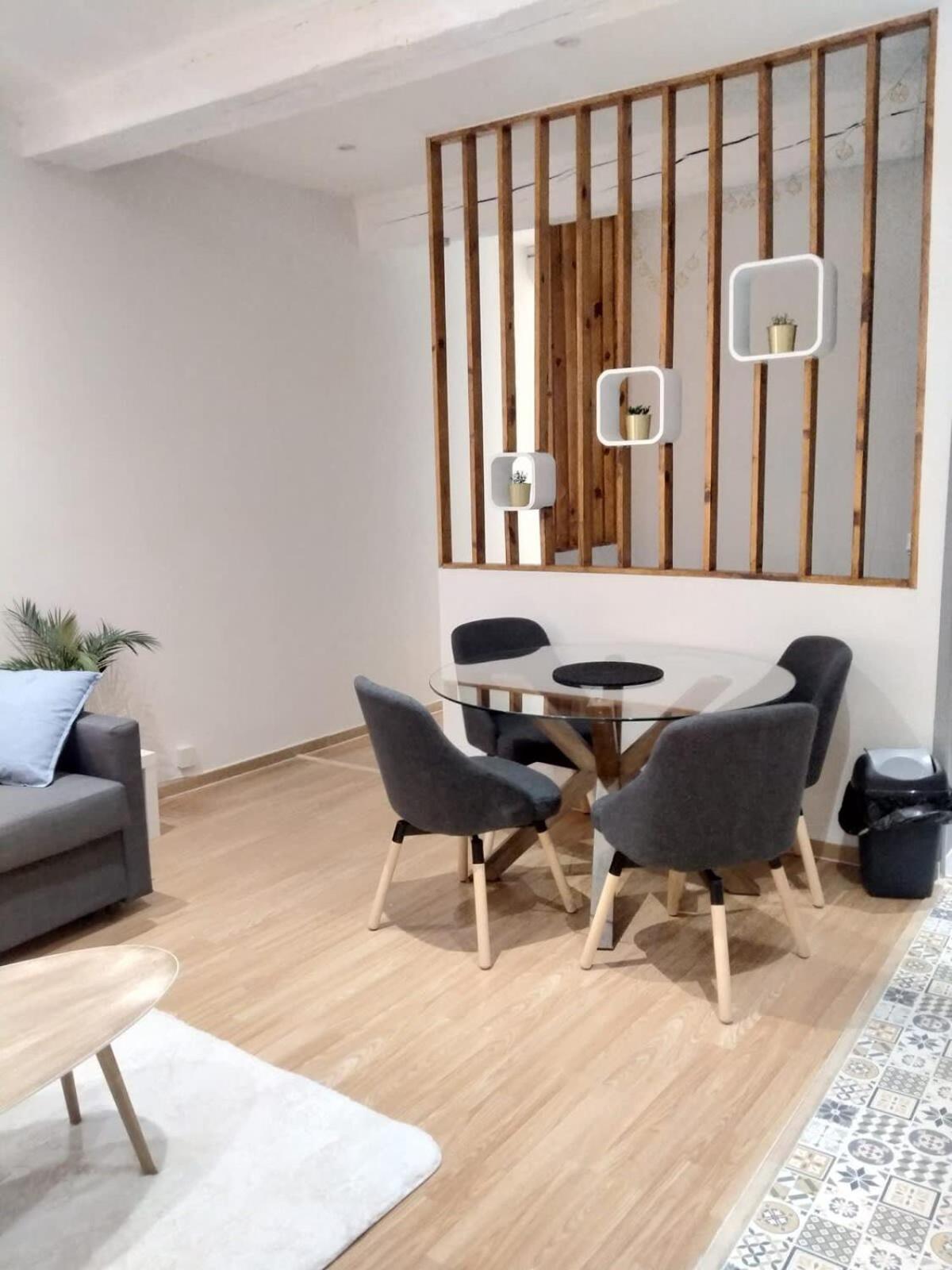 Atlas - Arya Apartment Ним Екстериор снимка